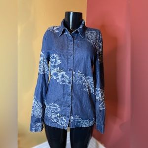 Women’s Vera Moda Button Up Long Sleeve ( small )